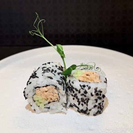 California thon cuit, concombre, Sauce samourai